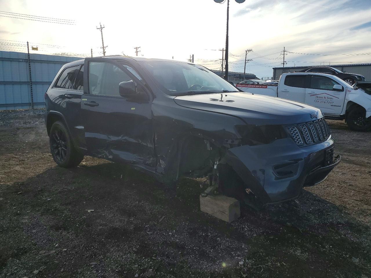 2018 Jeep Grand Cherokee Laredo
