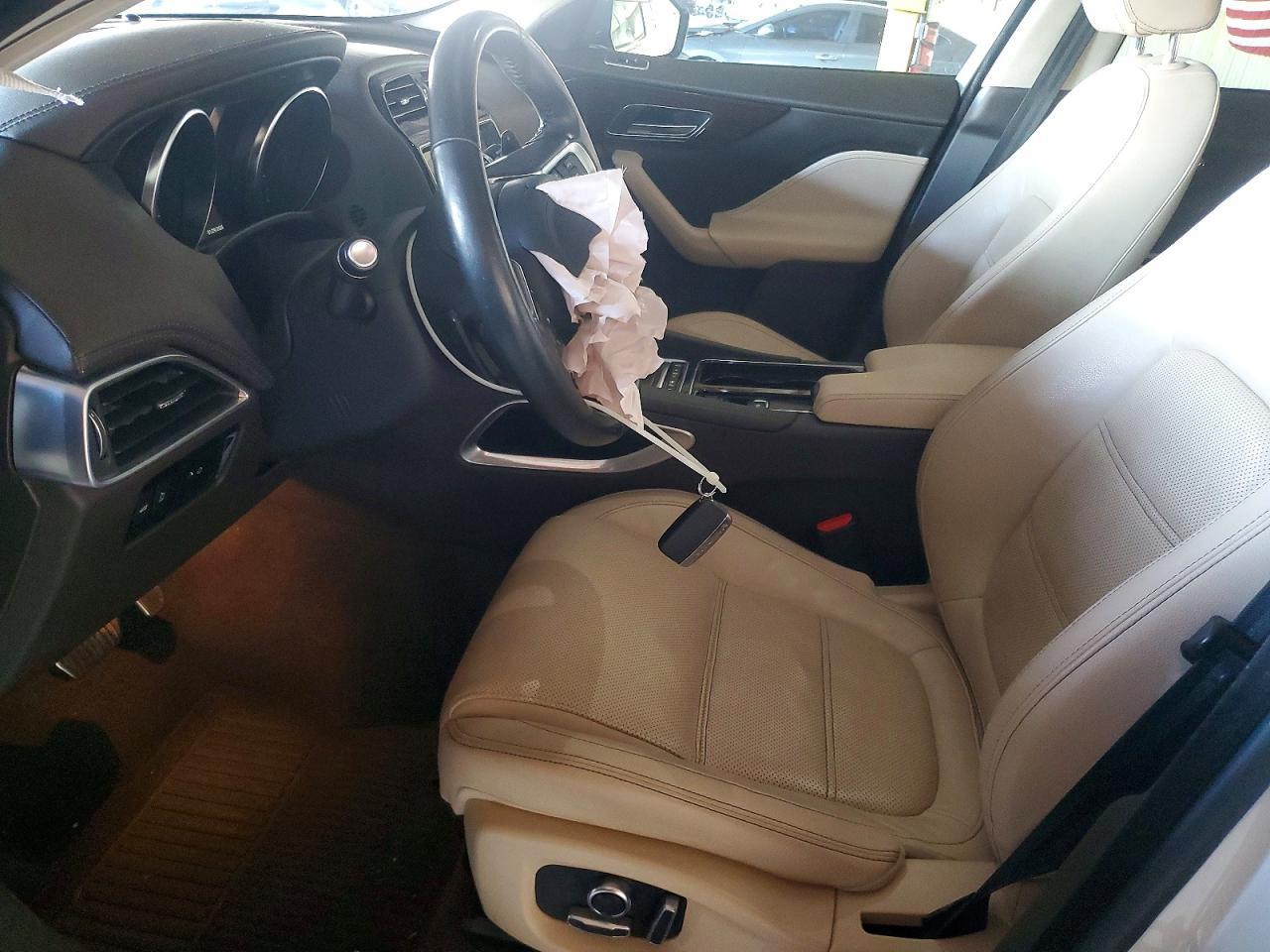 2019 Jaguar F-pace Prestige