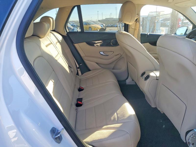 2016 Mercedes-Benz Glc 300