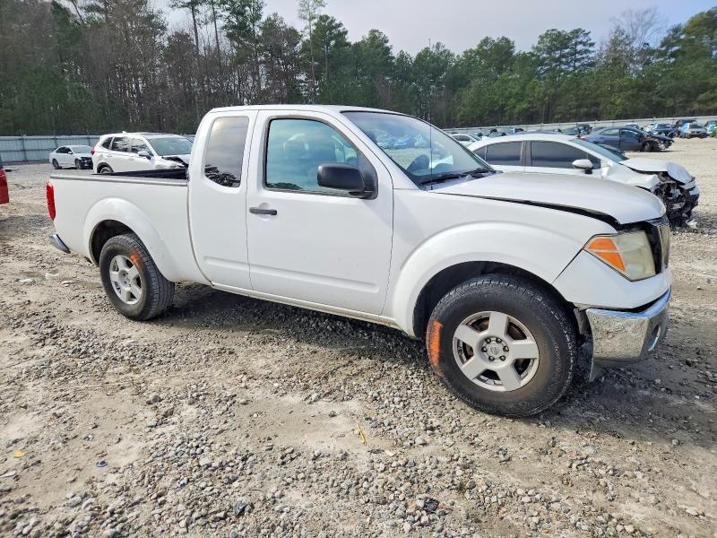 2005 Nissan Frontier King cab le