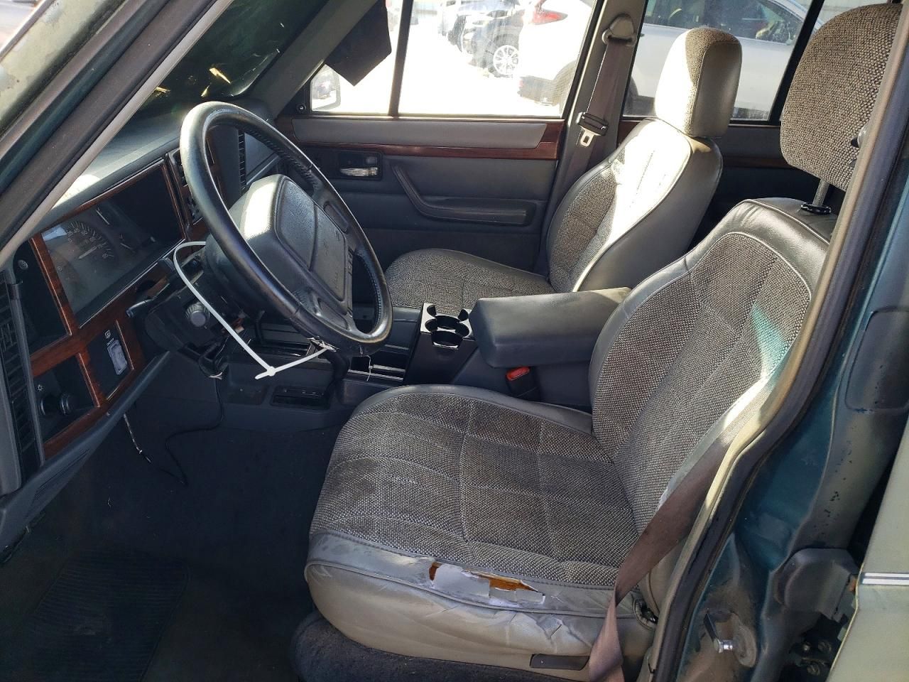 1996 Jeep Cherokee Country