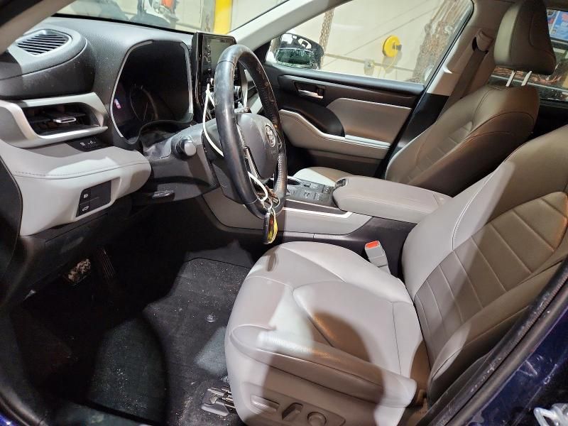 2021 Toyota Highlander xle