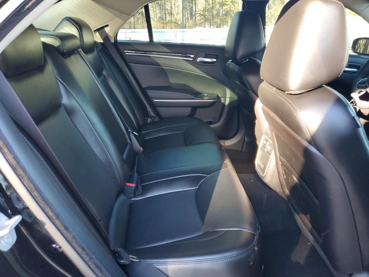 2023 Chrysler 300 Touring l