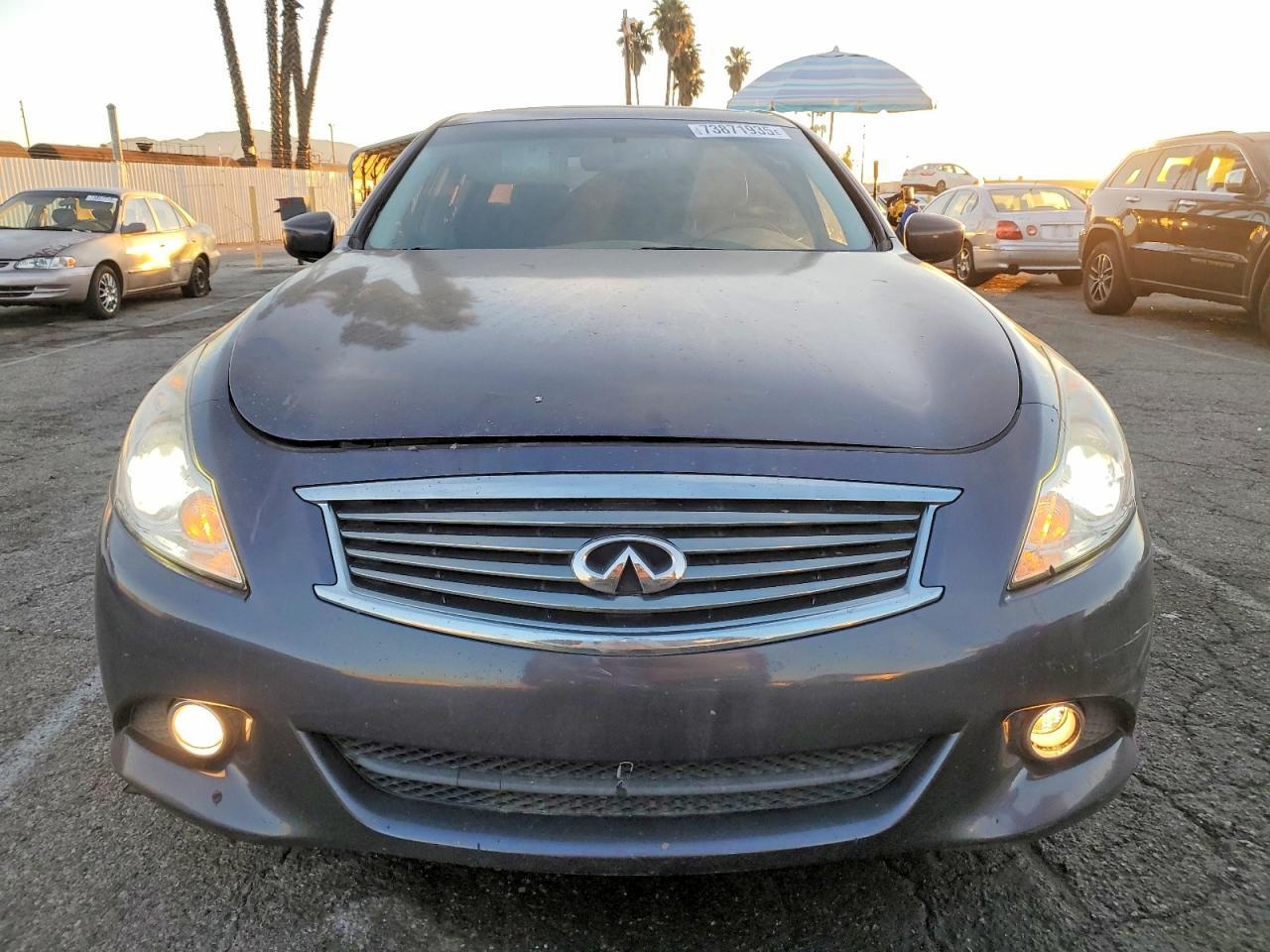 2011 Infiniti G25 Base