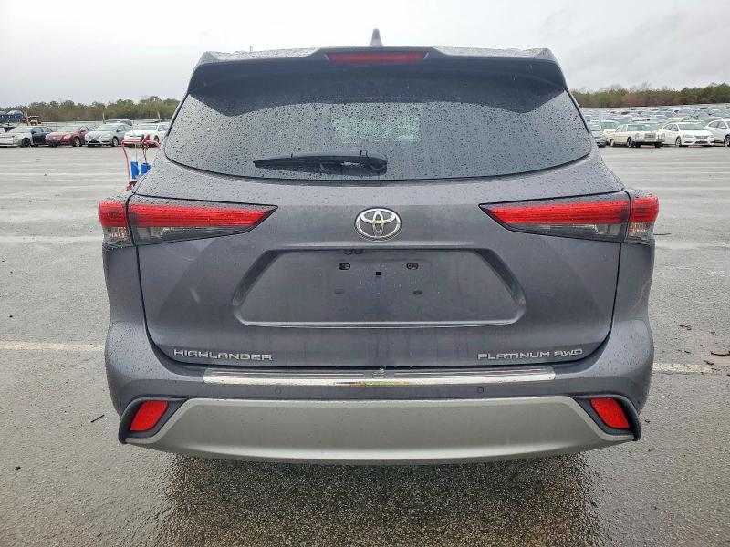 2020 Toyota Highlander Platinum