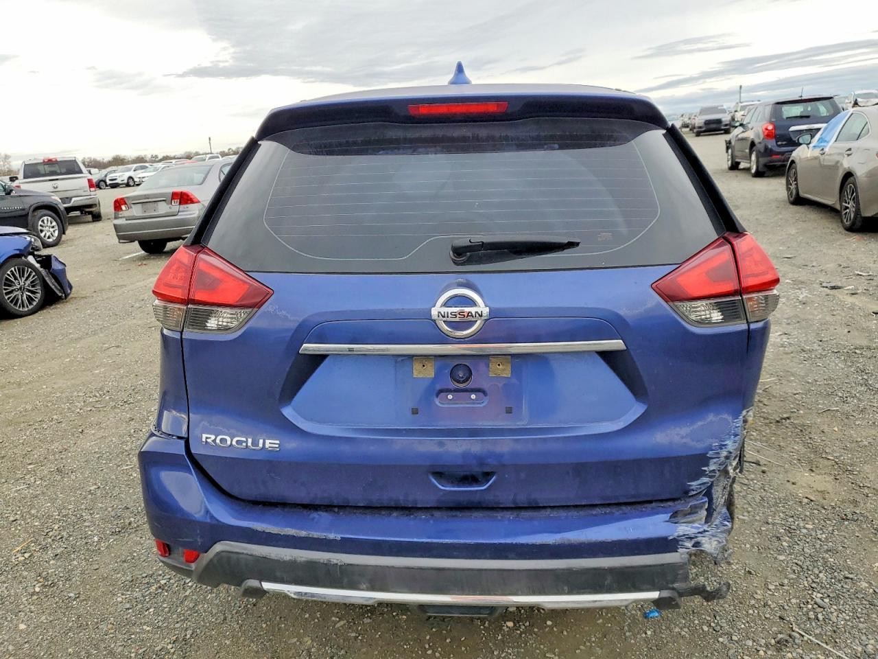 2017 Nissan Rogue s