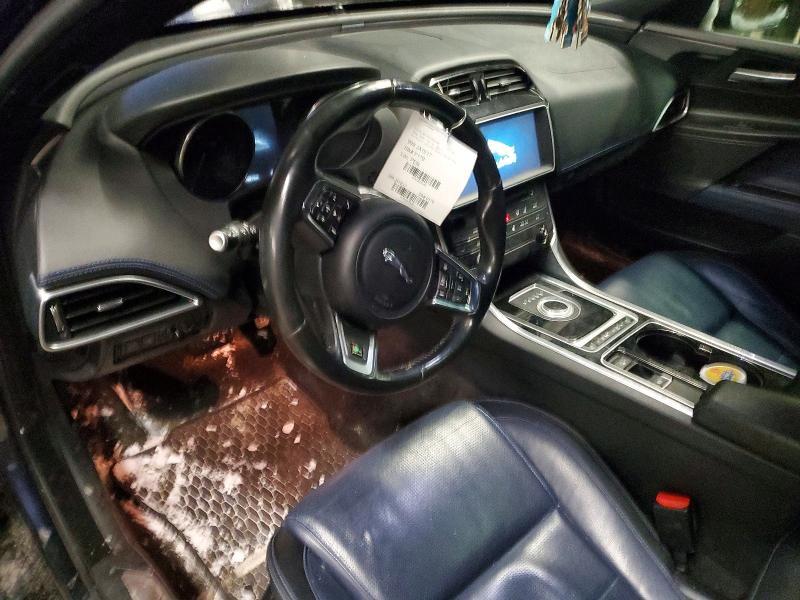 2017 Jaguar Xe R-sport