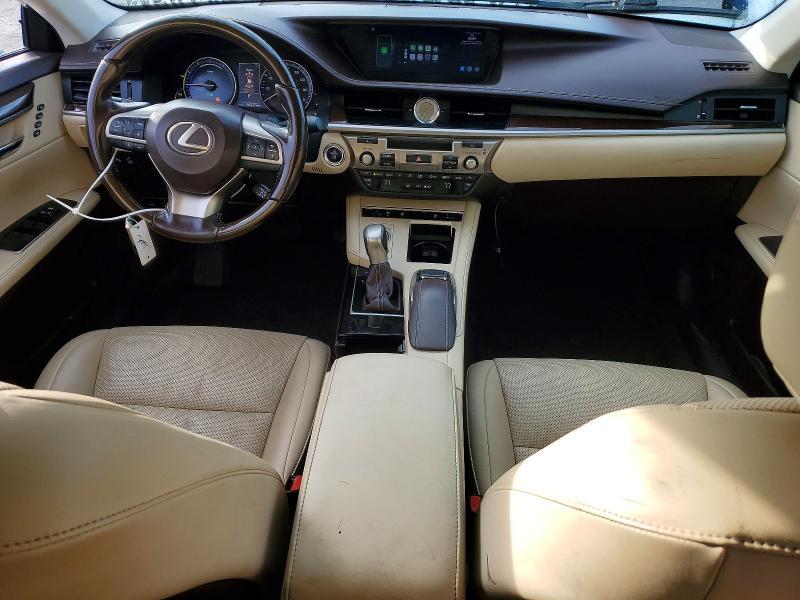 2016 Lexus Es 300h