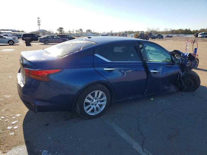2019 Nissan Altima s
