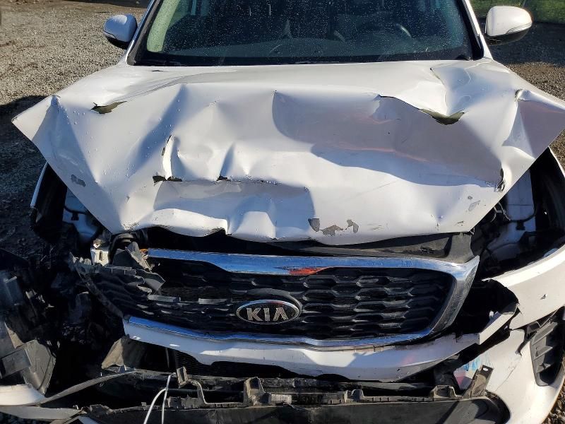 2020 KIA Sorento lx V6