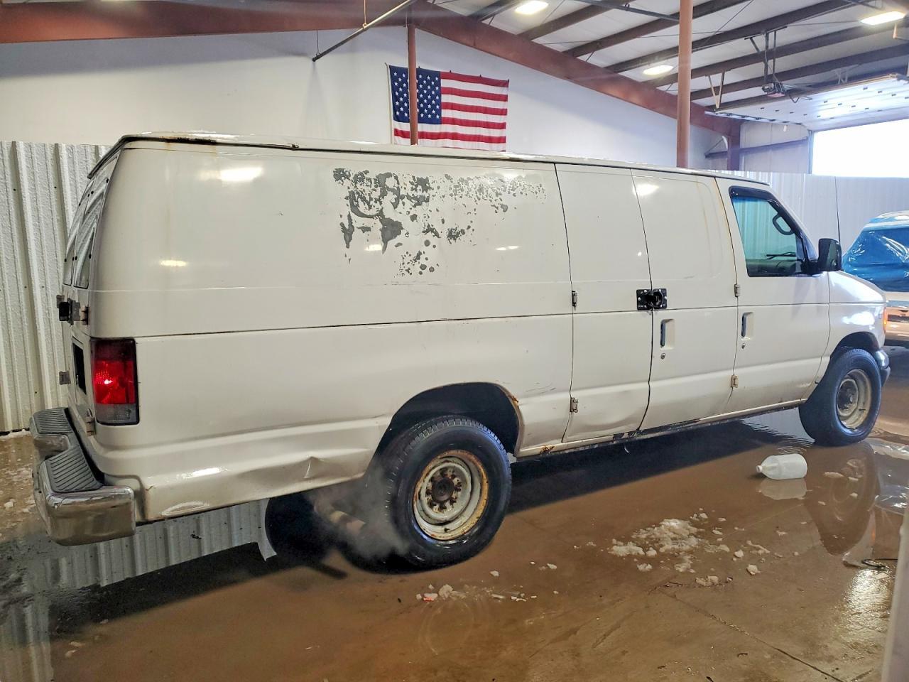 2002 Ford Econoline Cargo E-25