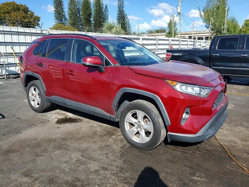 2019 Toyota Rav4 xle