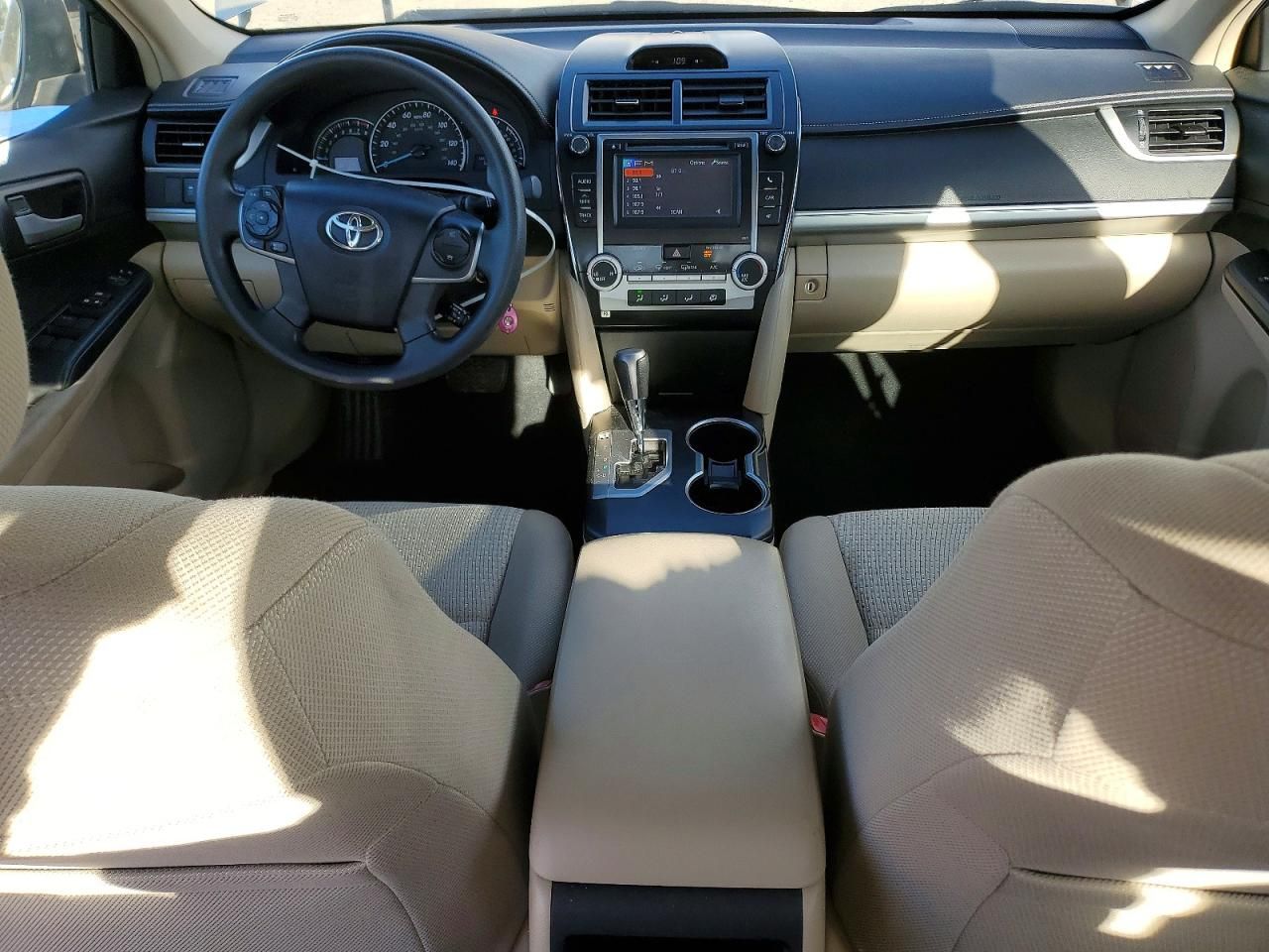2014 Toyota Camry l