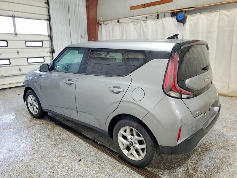 2023 KIA Soul lx