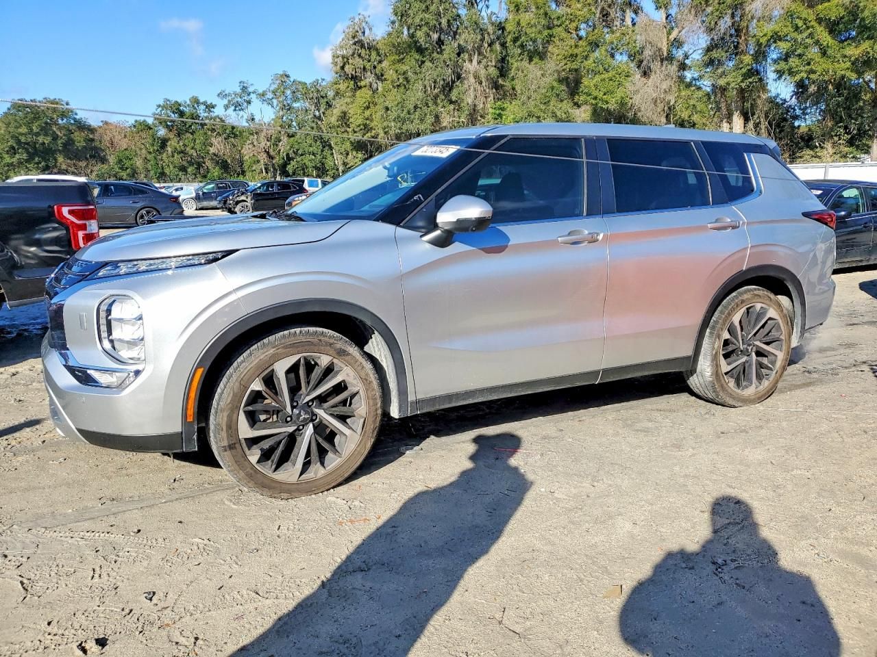 2022 Mitsubishi Outlander se