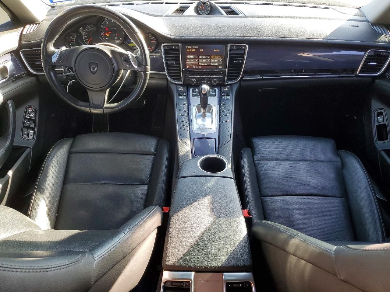 2014 Porsche Panamera 2