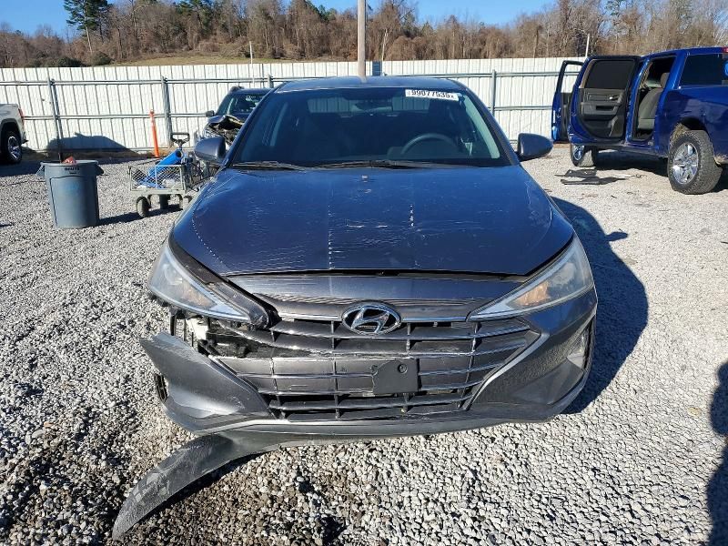 2019 Hyundai Elantra se