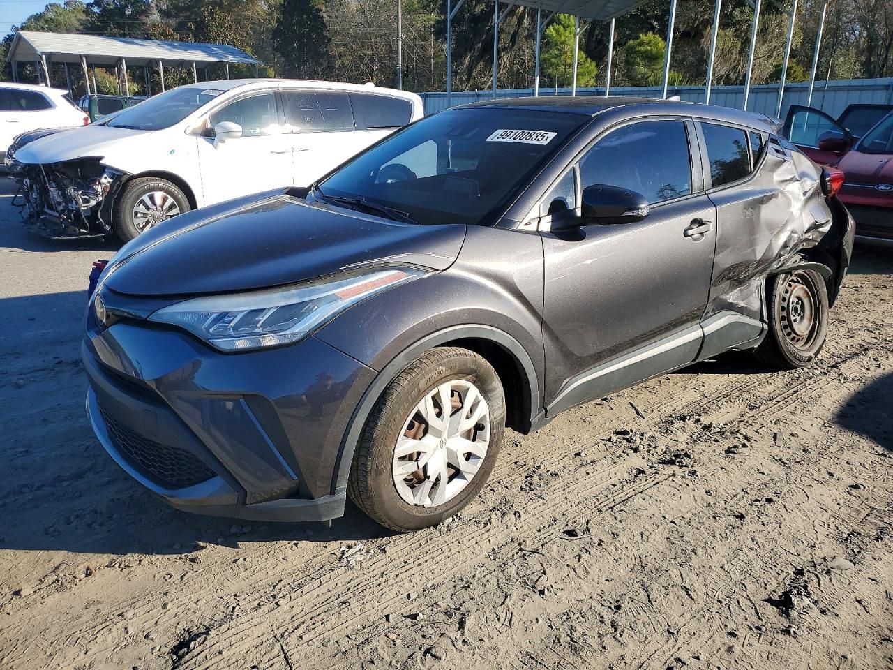 2021 Toyota C-hr xle