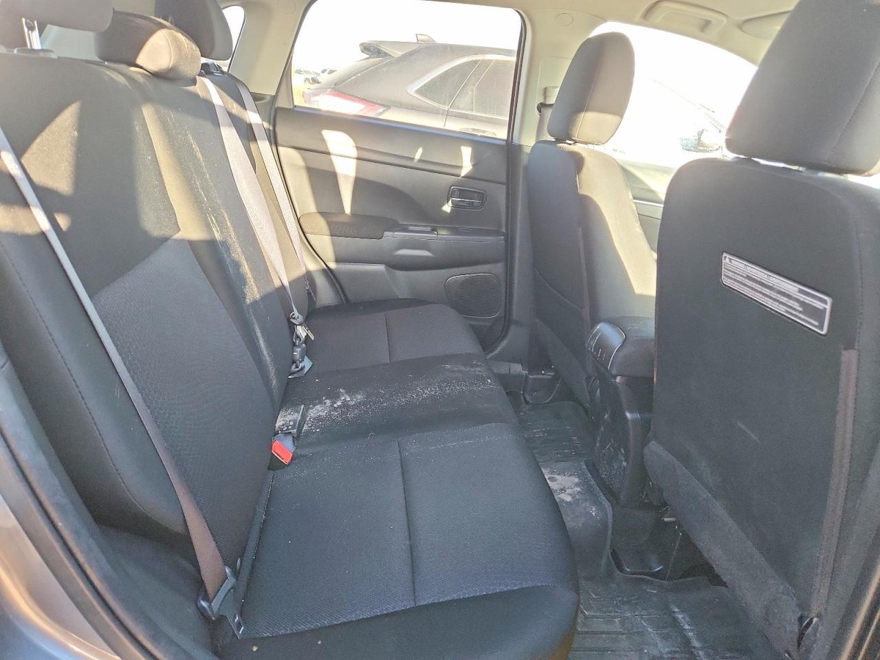 2012 Mitsubishi Rvr se