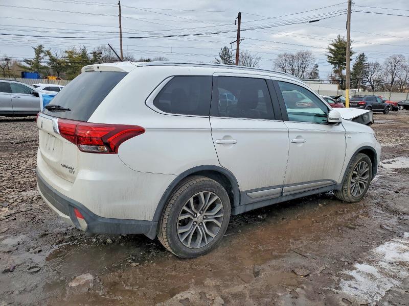 2016 Mitsubishi Outlander gt