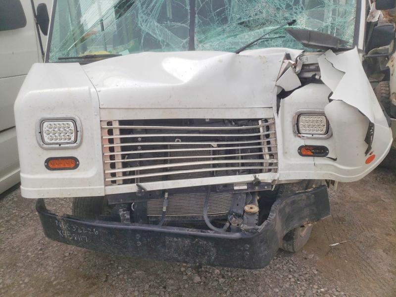 2022 Ford E450 Delivery Truck