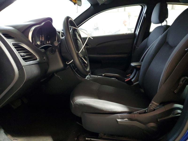 2012 Dodge Avenger se