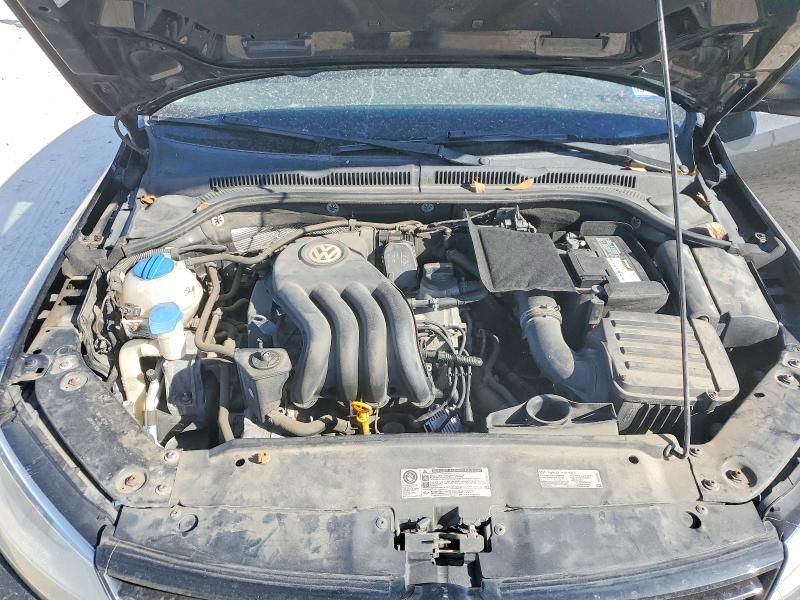 2013 Volkswagen Jetta Base