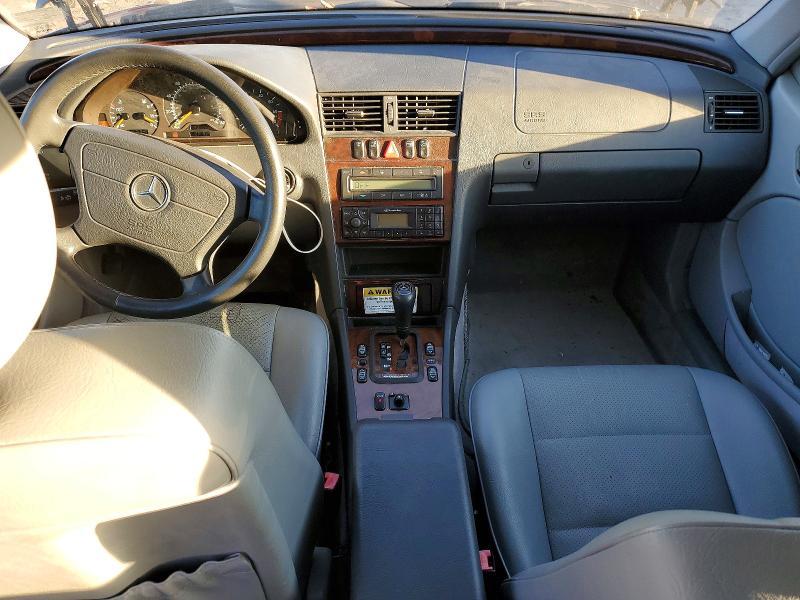 2000 Mercedes-Benz C