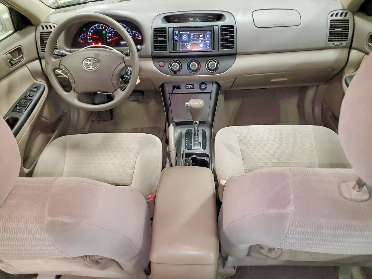 2005 Toyota Camry le