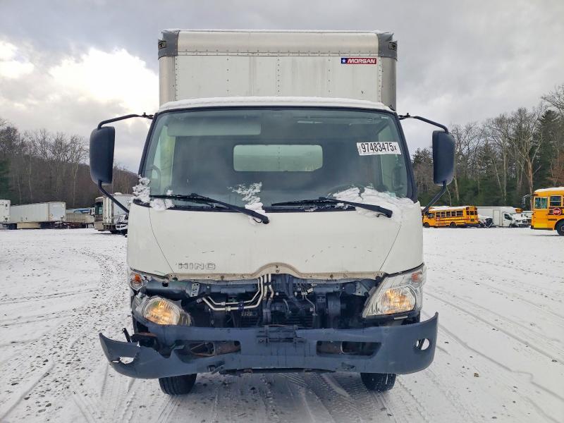 2020 Hino 195 BOX Truck