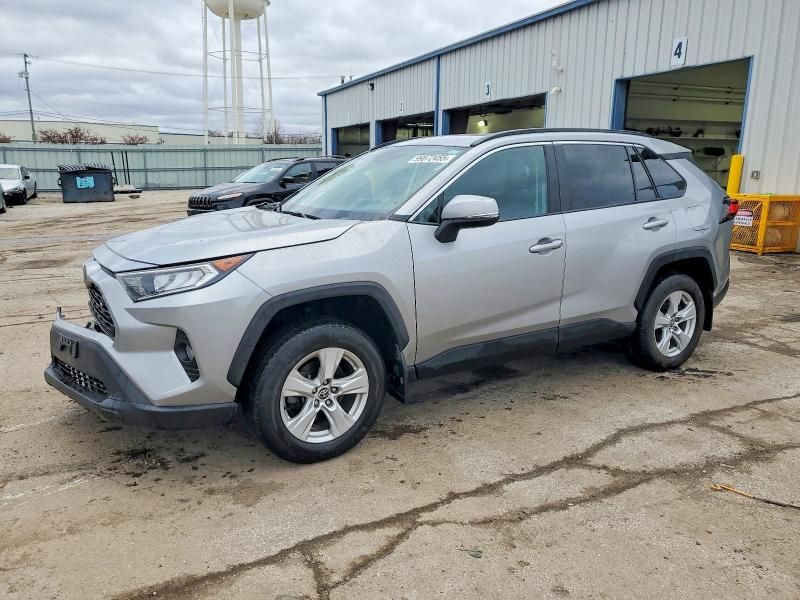 2021 Toyota Rav4 xle