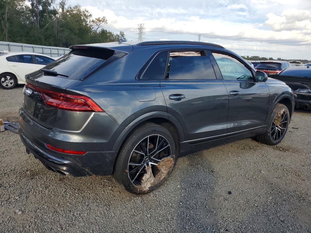 2021 Audi SQ8 Premium Plus