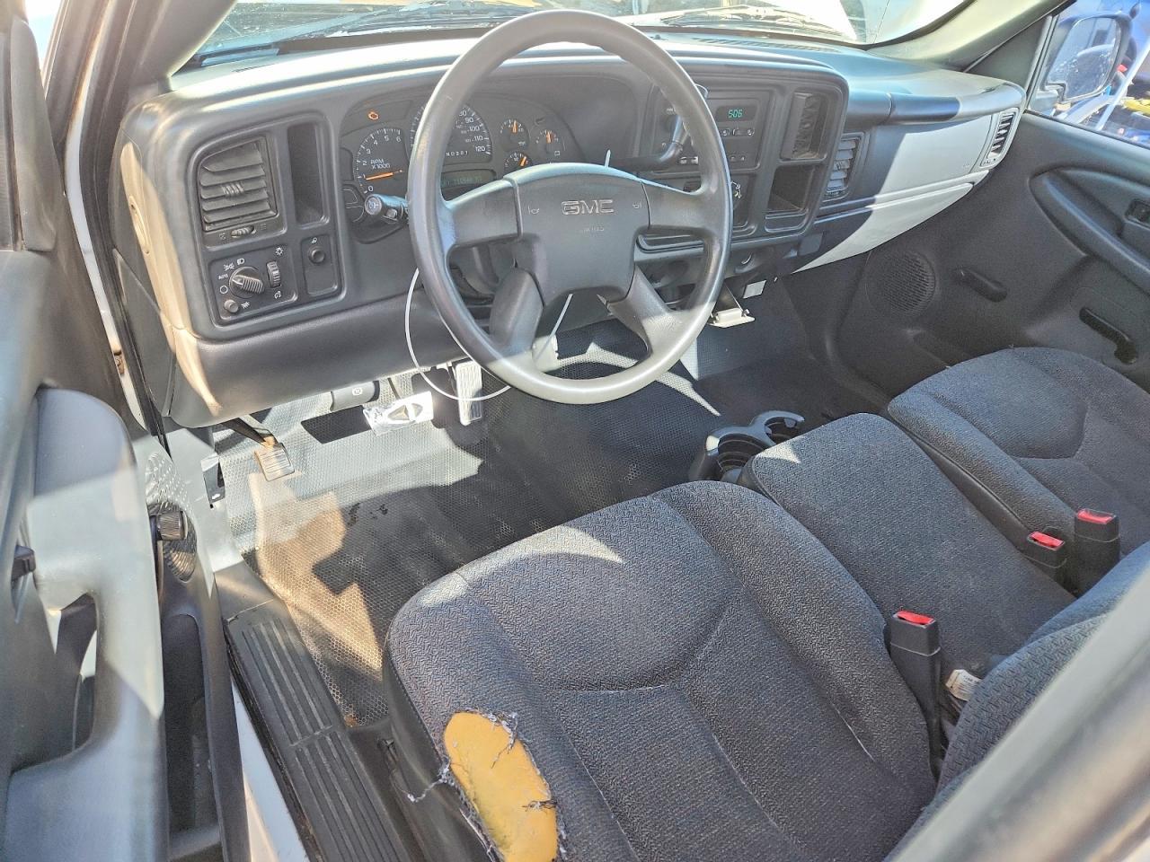 2007 GMC New Sierra C1500 Classic