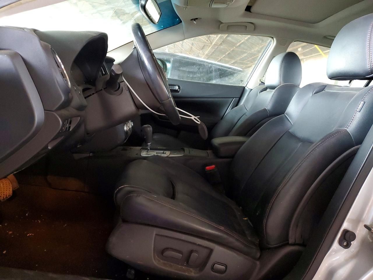 2013 Nissan Maxima s