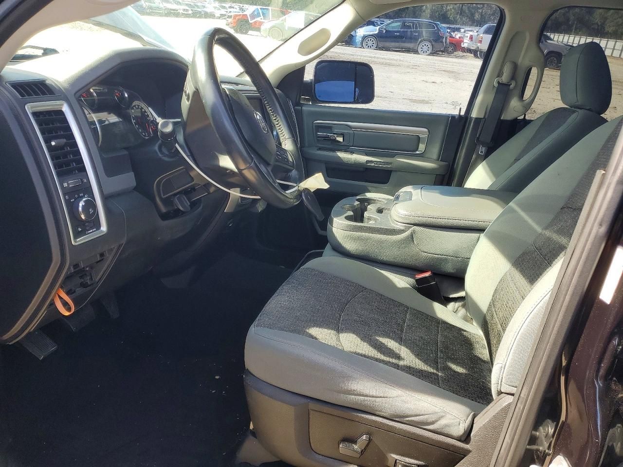 2019 Dodge Ram 1500 Classic slt