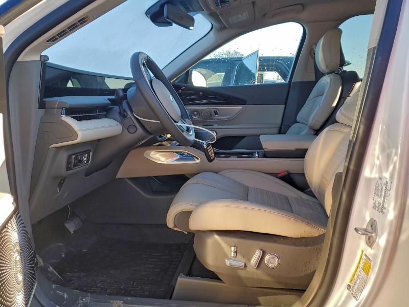 2025 Lincoln Nautilus Reserve