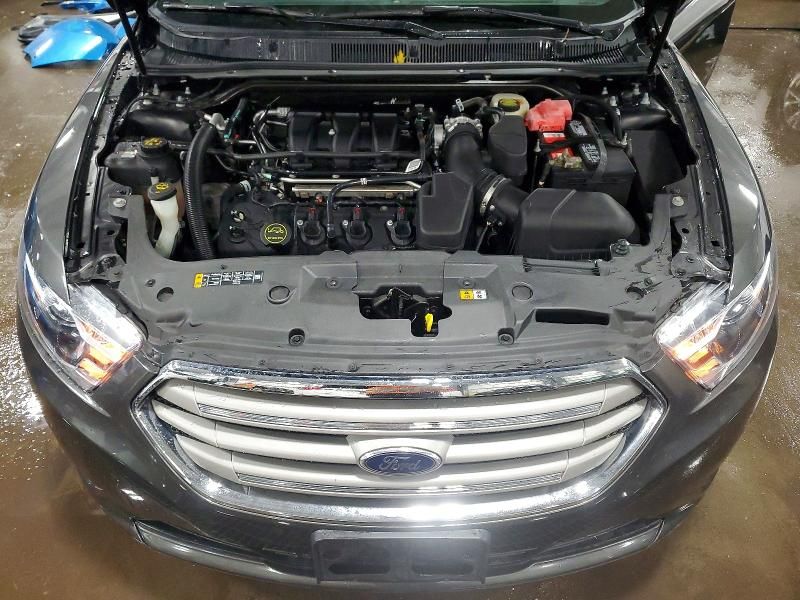 2015 Ford Taurus sel