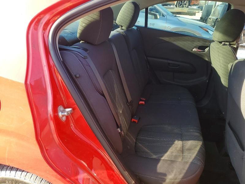 2015 Chevrolet Sonic lt