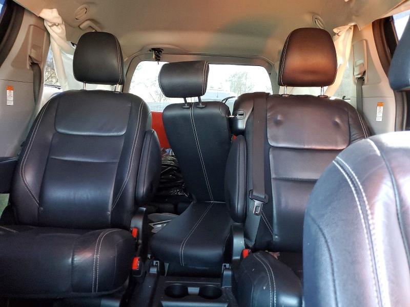2017 Toyota Sienna se