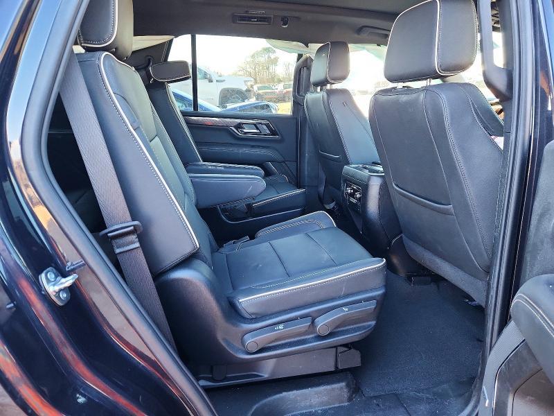 2025 GMC Yukon Elevation