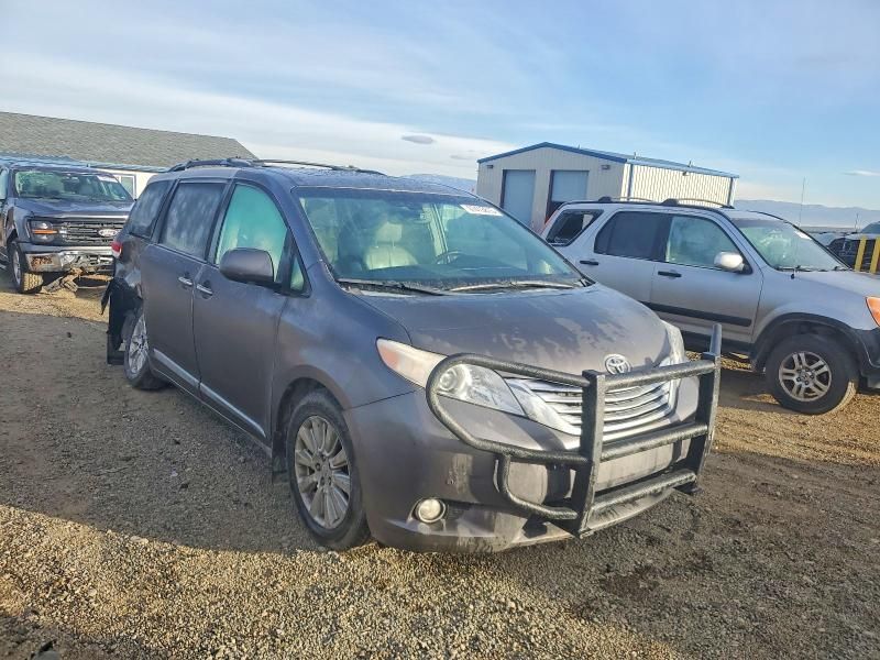 2011 Toyota Sienna xle