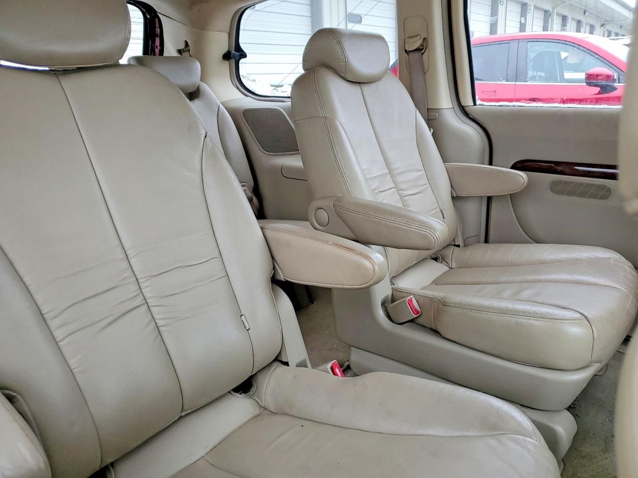 2007 Hyundai Entourage gls