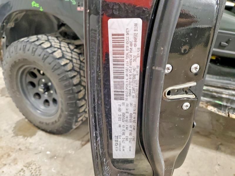 2016 Dodge Ram 1500 slt