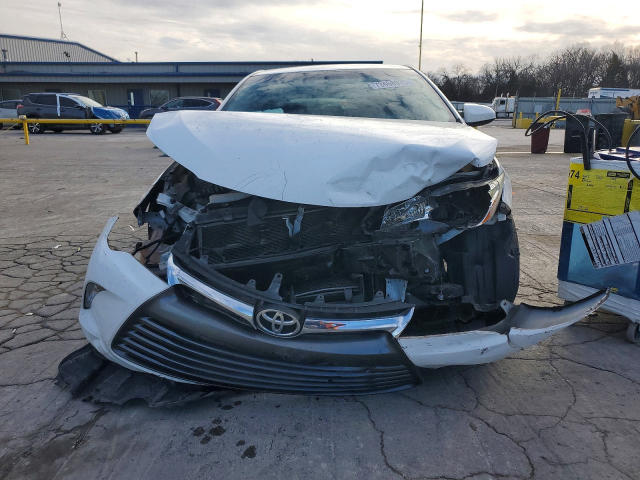 2017 Toyota Camry le