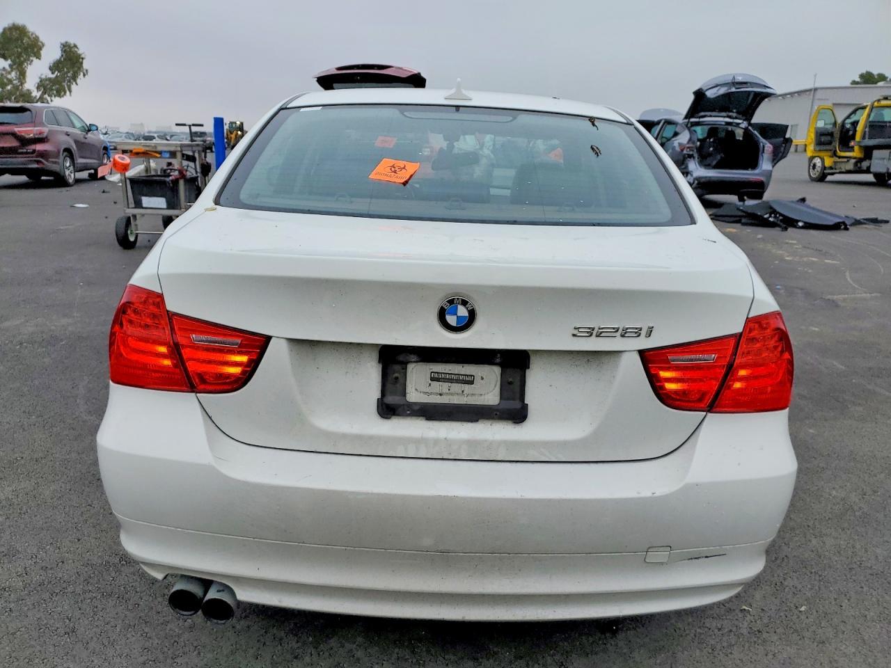 2011 BMW 328 xi Sulev