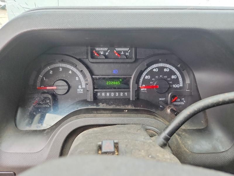 2013 Ford E350 BOX Truck