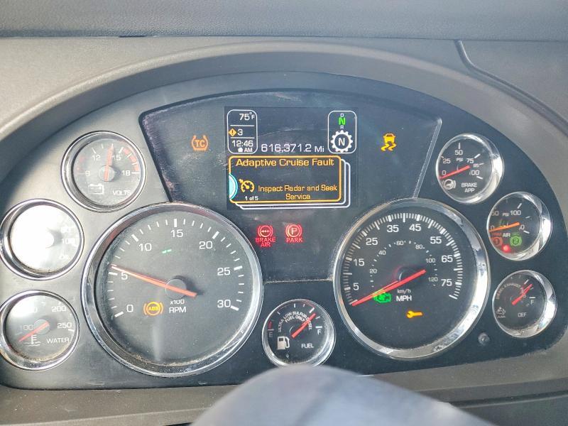 2019 Kenworth T680 Semi Truck