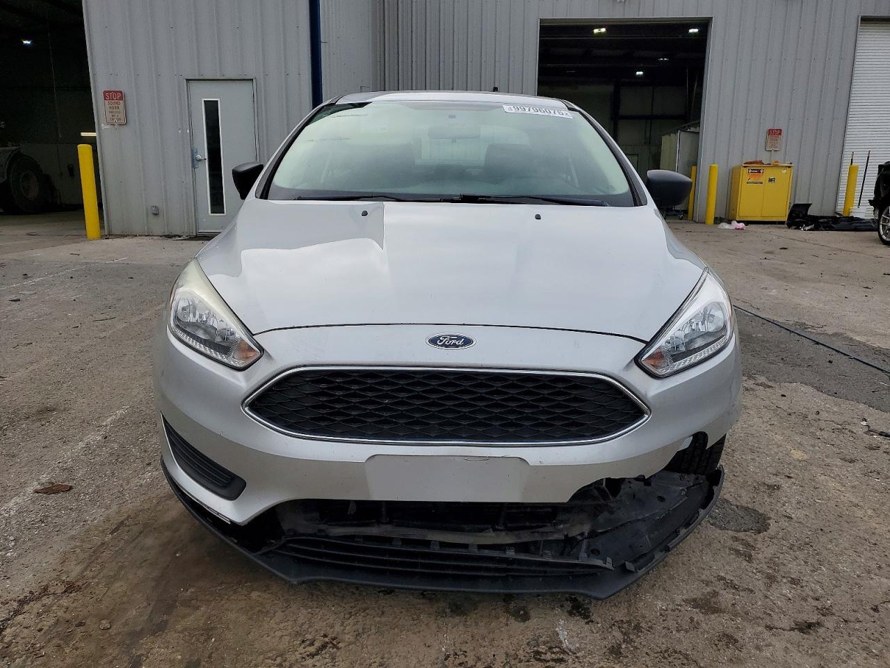 2017 Ford Focus s