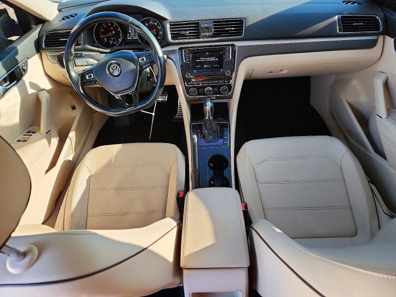 2018 Volkswagen Passat s