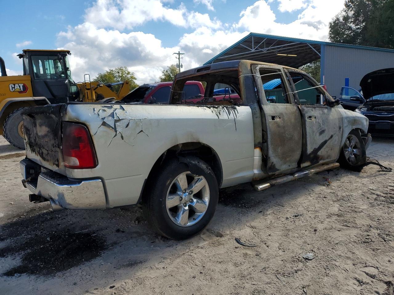 2016 Dodge Ram 1500 slt